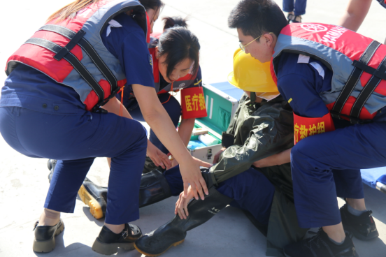 “以‘演’促防 以‘練’備戰(zhàn)”公司保稅區(qū)廠區(qū)開展2024年自然災(zāi)害（防臺(tái)風(fēng)、防汛）處置演練活動(dòng)652.png